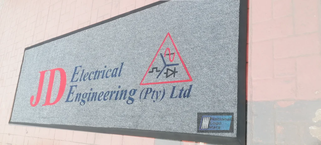 branded berber point carpet with  scalable berber point carpet and blue and red logo